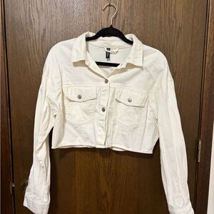 H&M Women's Off-White Cropped Jean Jacket